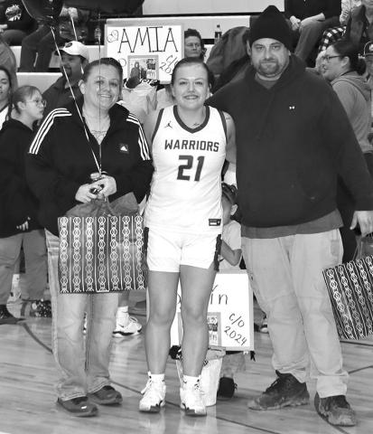 Photo by Mandy Scherer Senior Taytlin Dillon recognizes her family at Parent’s Night held last Friday.